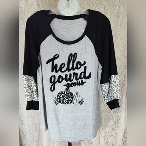 Fall Hello Gourdeous knit top gray Black size L. NWT